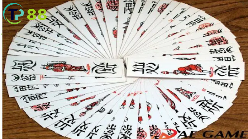 Tổ tôm: ăn chắn, cạ; đánh lẻ, bí.